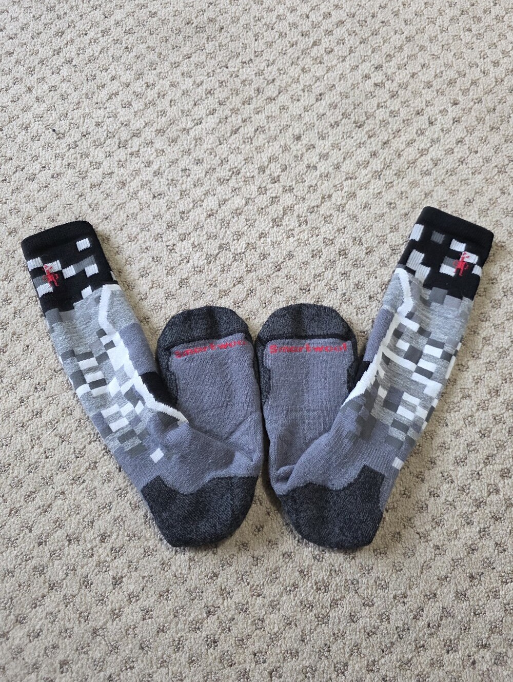 Smartwool Men's Gray and Black Patterned Athletic Over The Calf Washed Socks